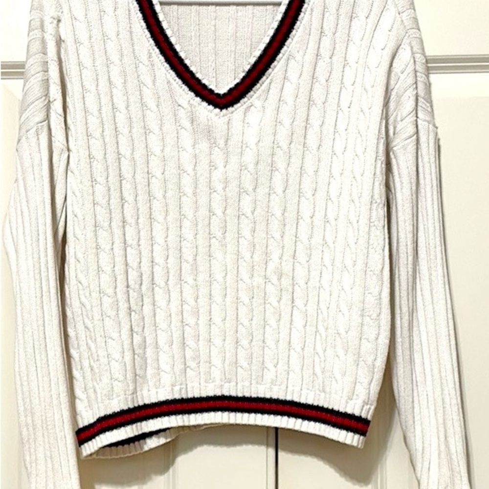 Hollister White V-Neck Sweater with Collegiate Charm